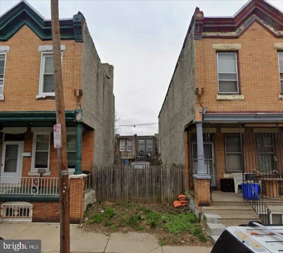 4445 N 19th Street