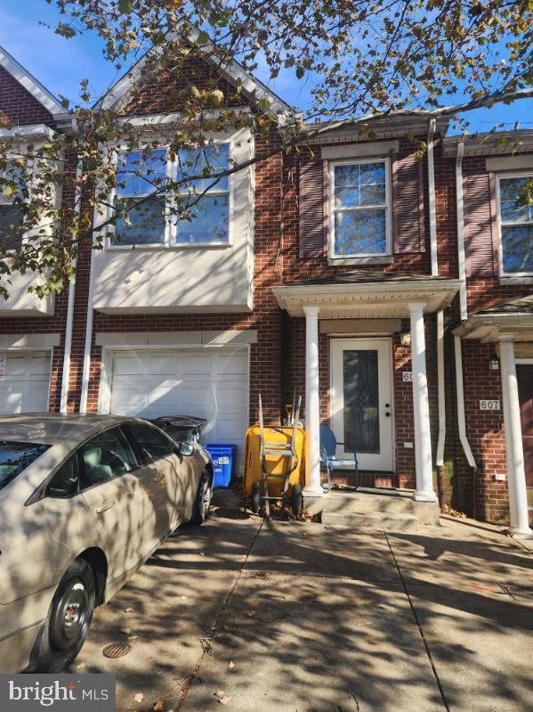 609 N 44th Street