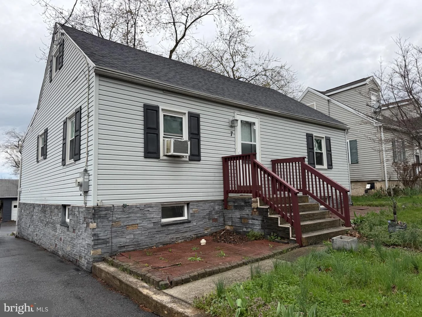 7 Rutherford Road