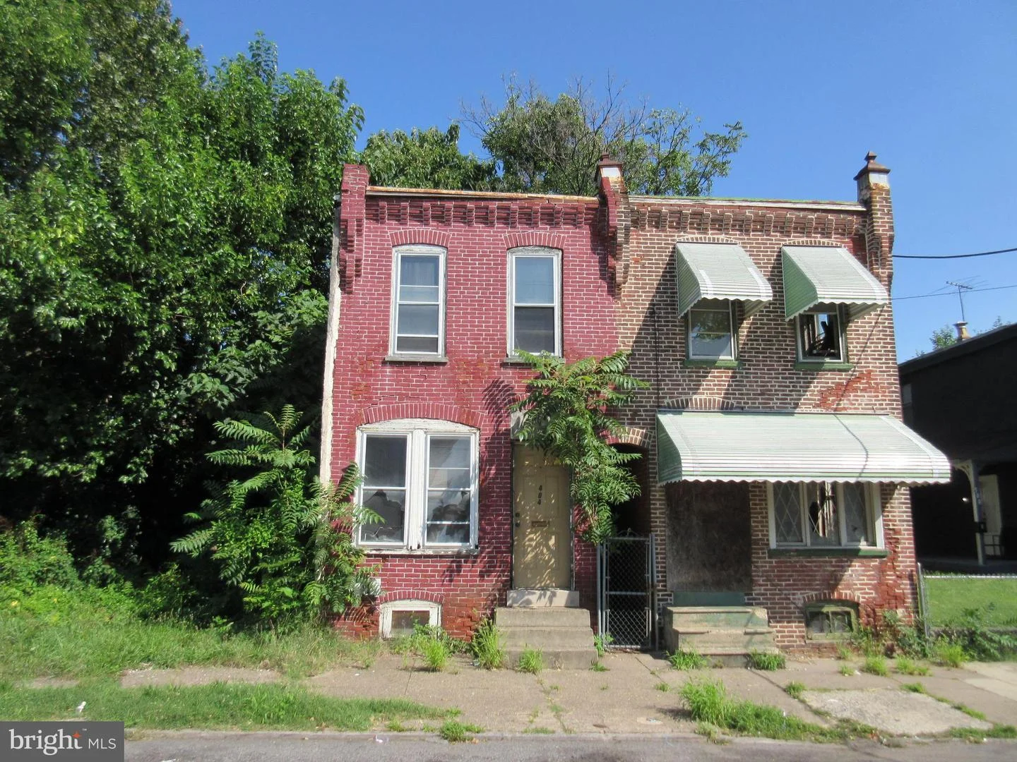404 W 5th Street