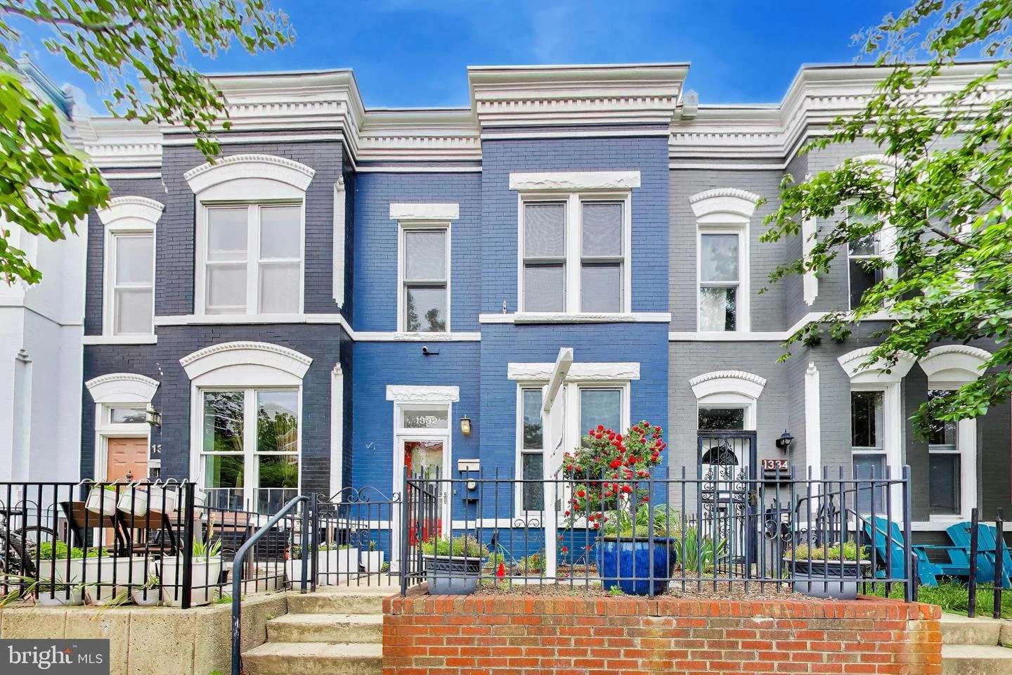 1332 Emerald Street NE
