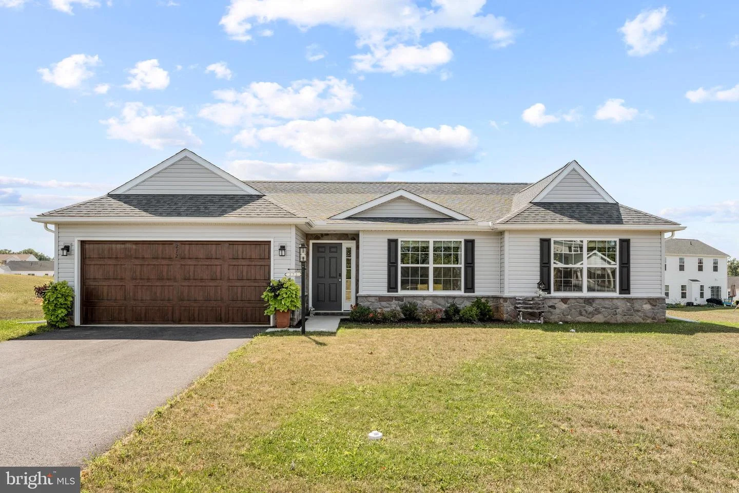 272 Gardenia Lane Ln