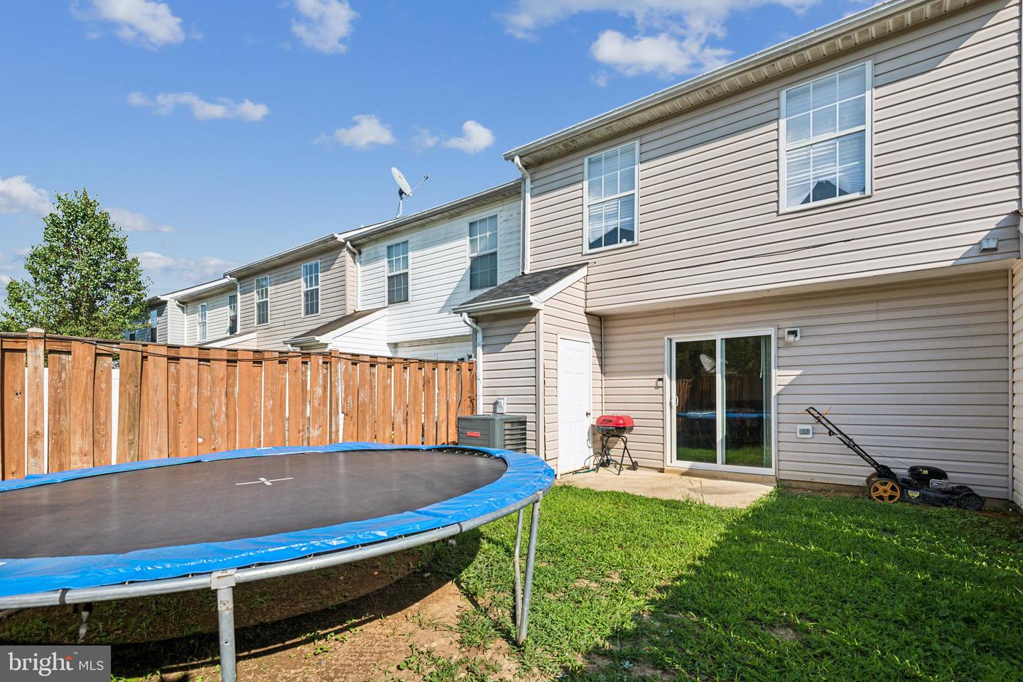 Photo 24 of 25 of 45289 W Othello Way townhome