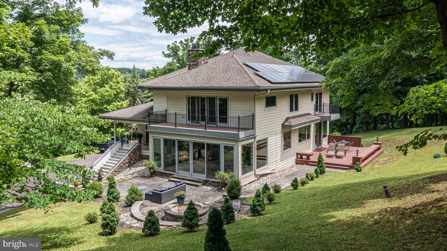 282 Aqueduct Road, Washington Crossing, PA, 18977