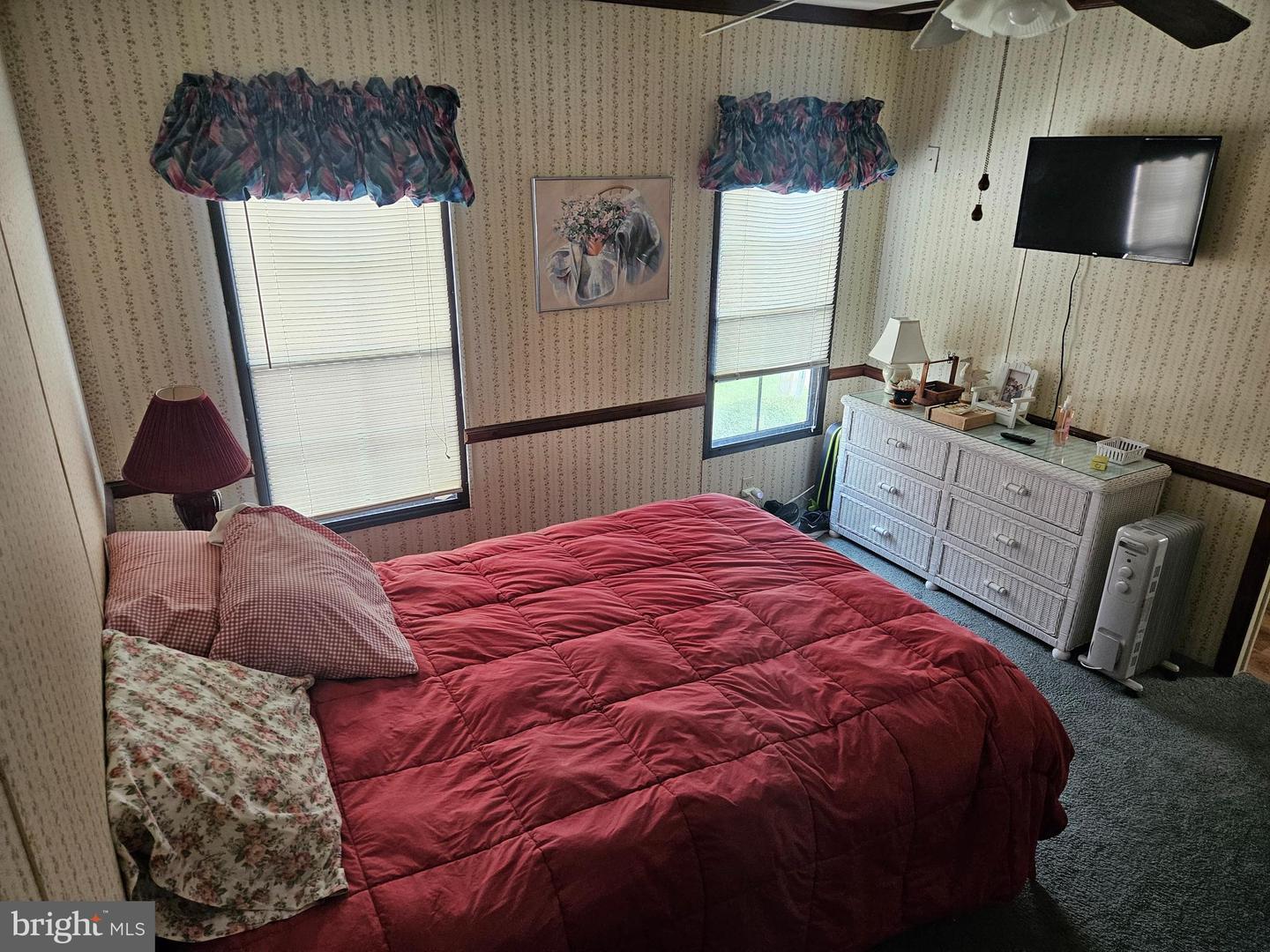 Photo 12 of 40 of 633 Gulf Stream Dr mobile home