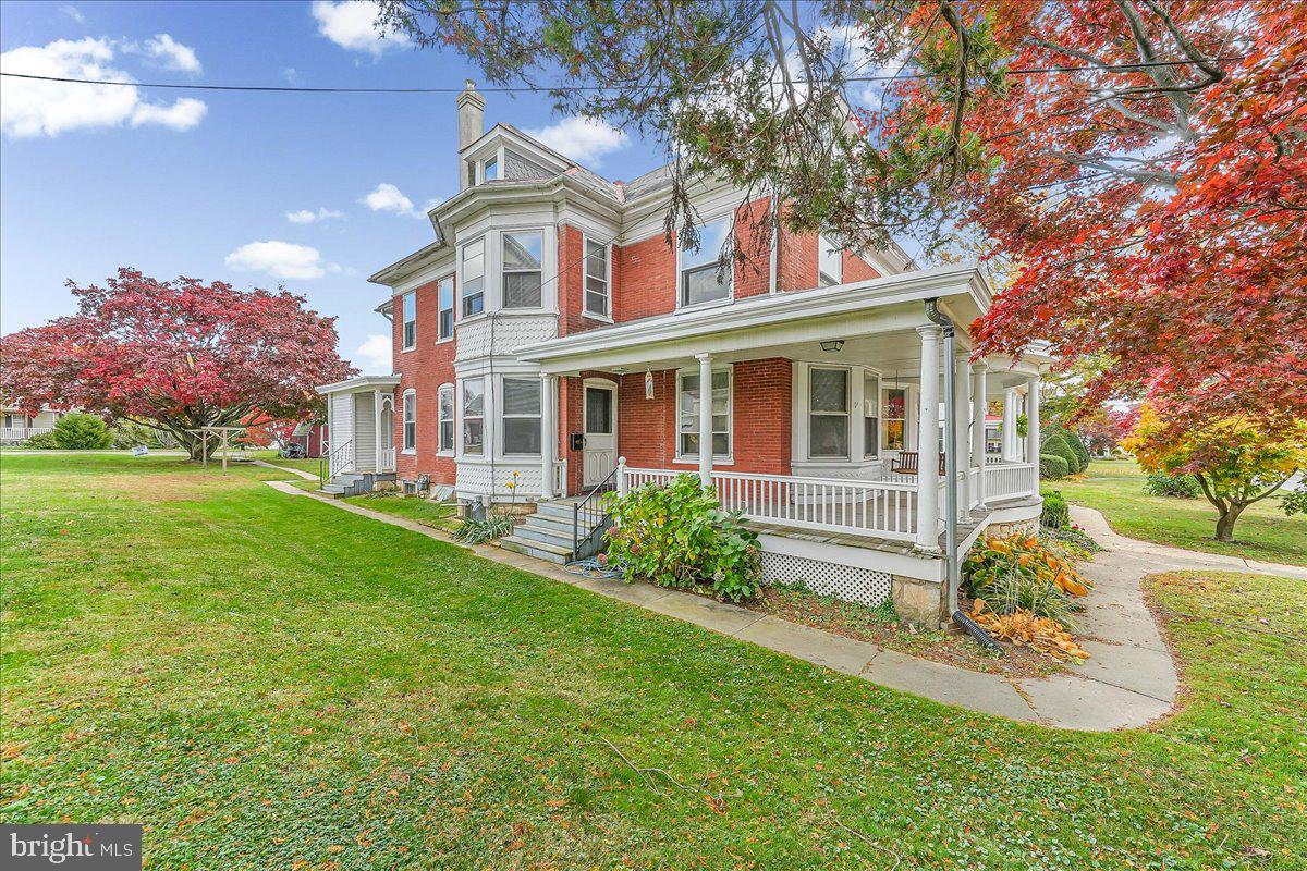 113 Pine St