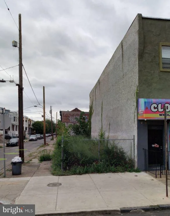 267 S 52nd Street