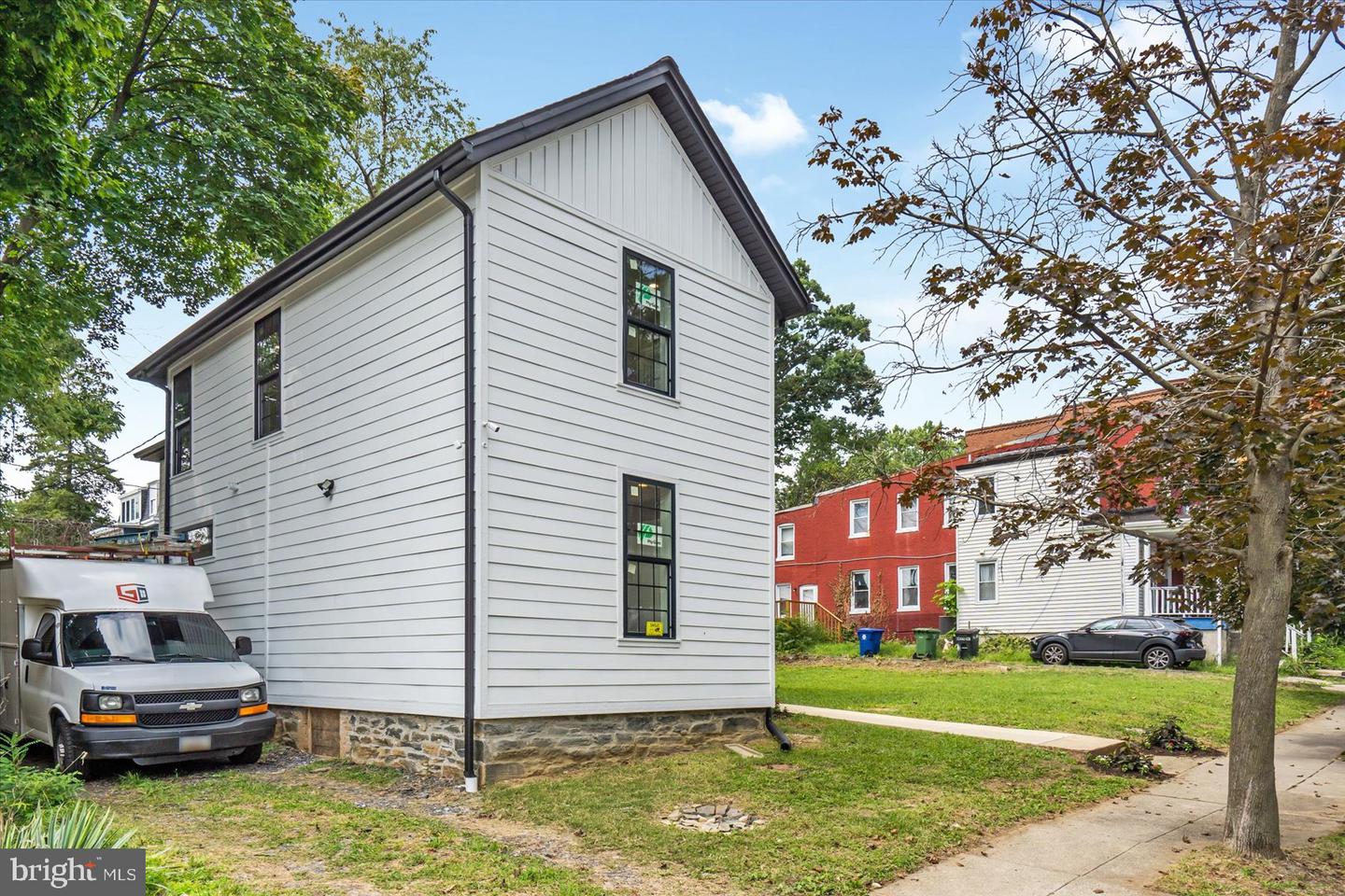 Photo 5 of 5 of 713 Gorsuch Ave house