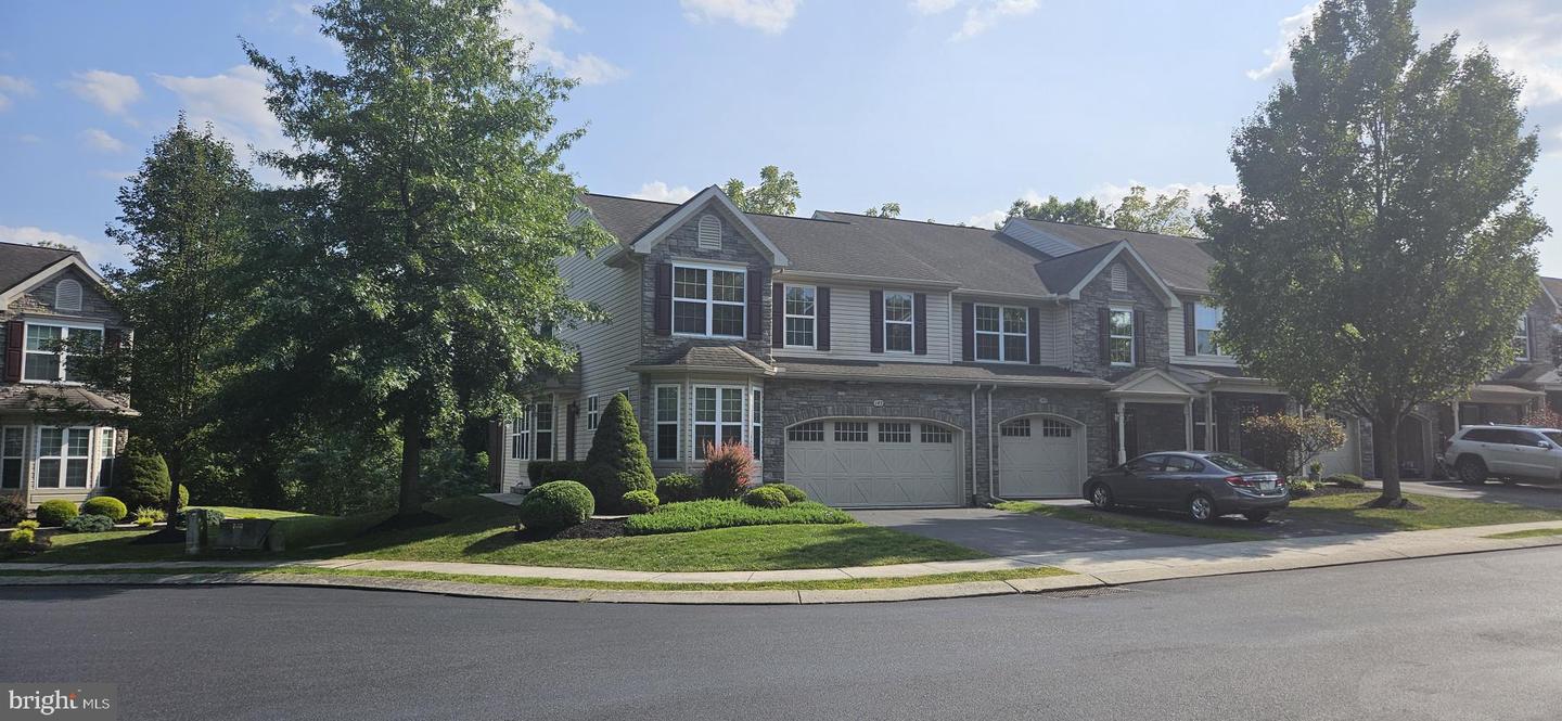 View Harrisburg, PA 17112 townhome