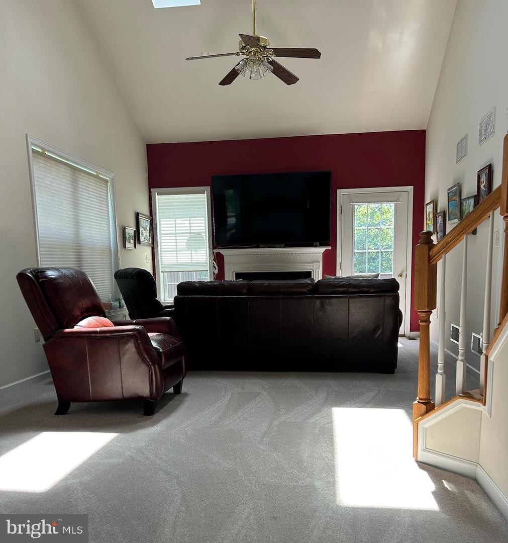 Photo 9 of 35 of 145 Needlewood Dr townhome