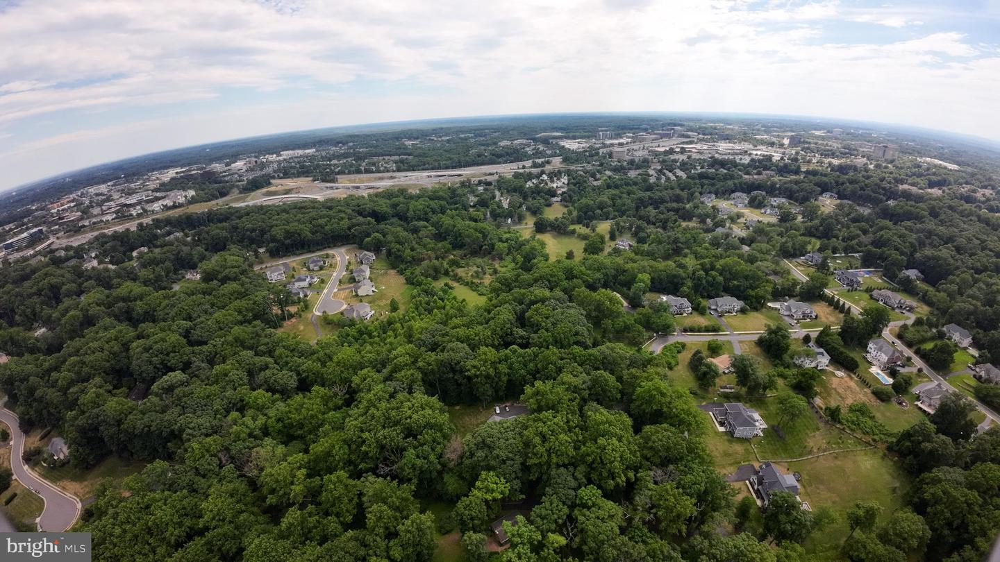 View Fairfax, VA 22033 property