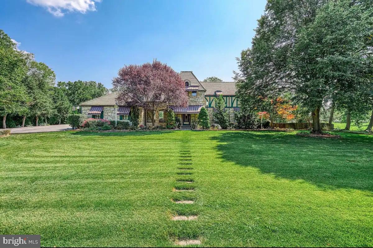 View Carlisle, PA 17013 house