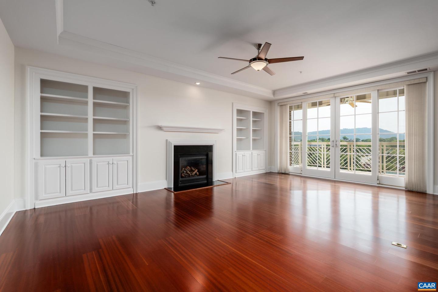 210 NE 10th St Unit 404, Charlottesville, VA, 22902