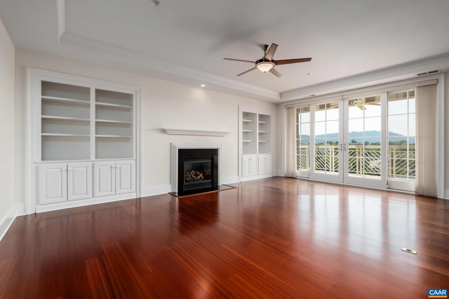 210 NE 10th St Unit 404, Charlottesville, VA, 22902