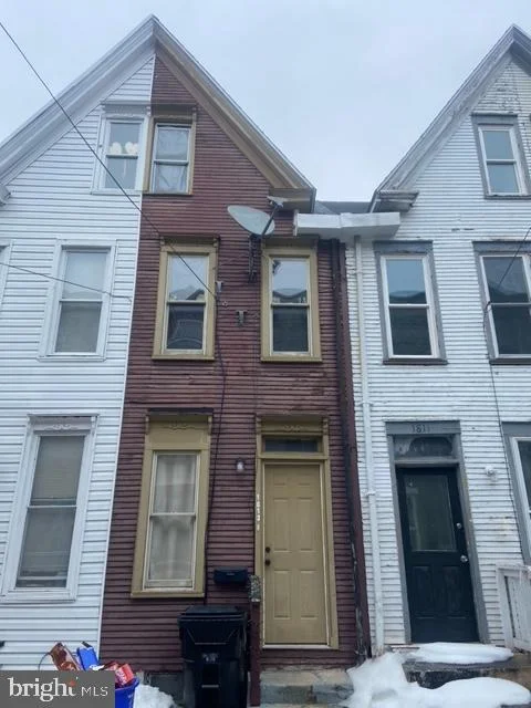 1813 Susquehanna Street