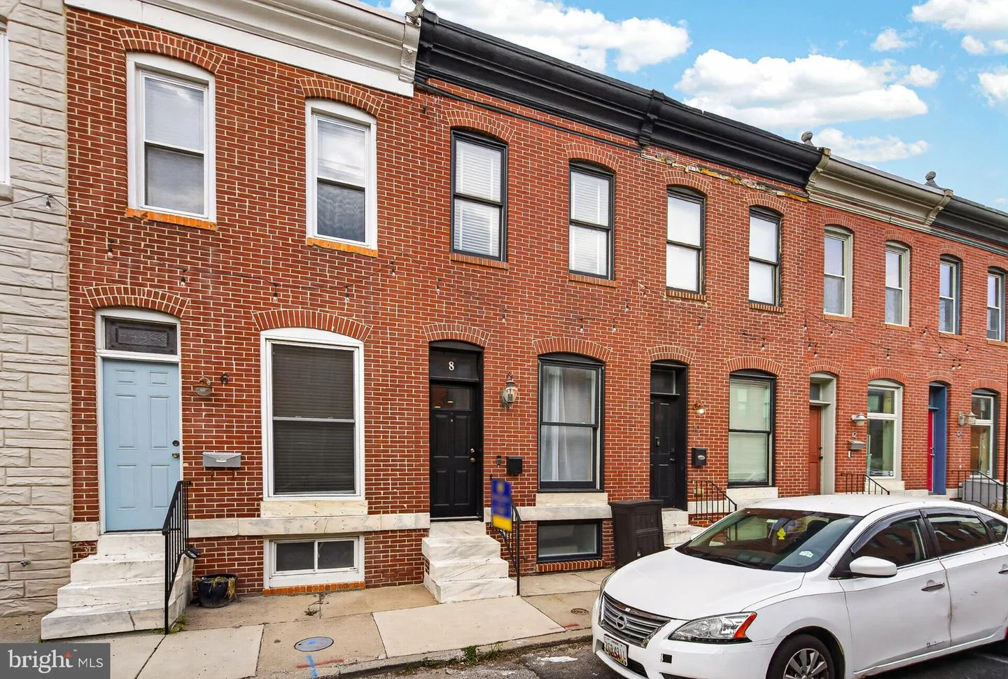 8 N Decker Avenue