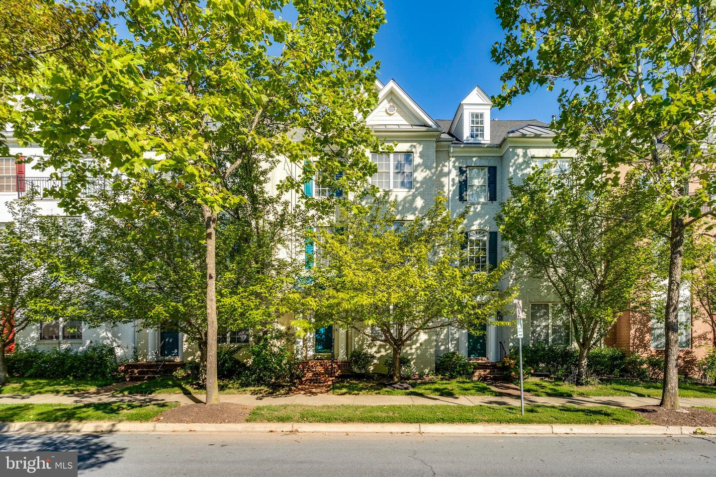 View Rockville, MD 20850 townhome