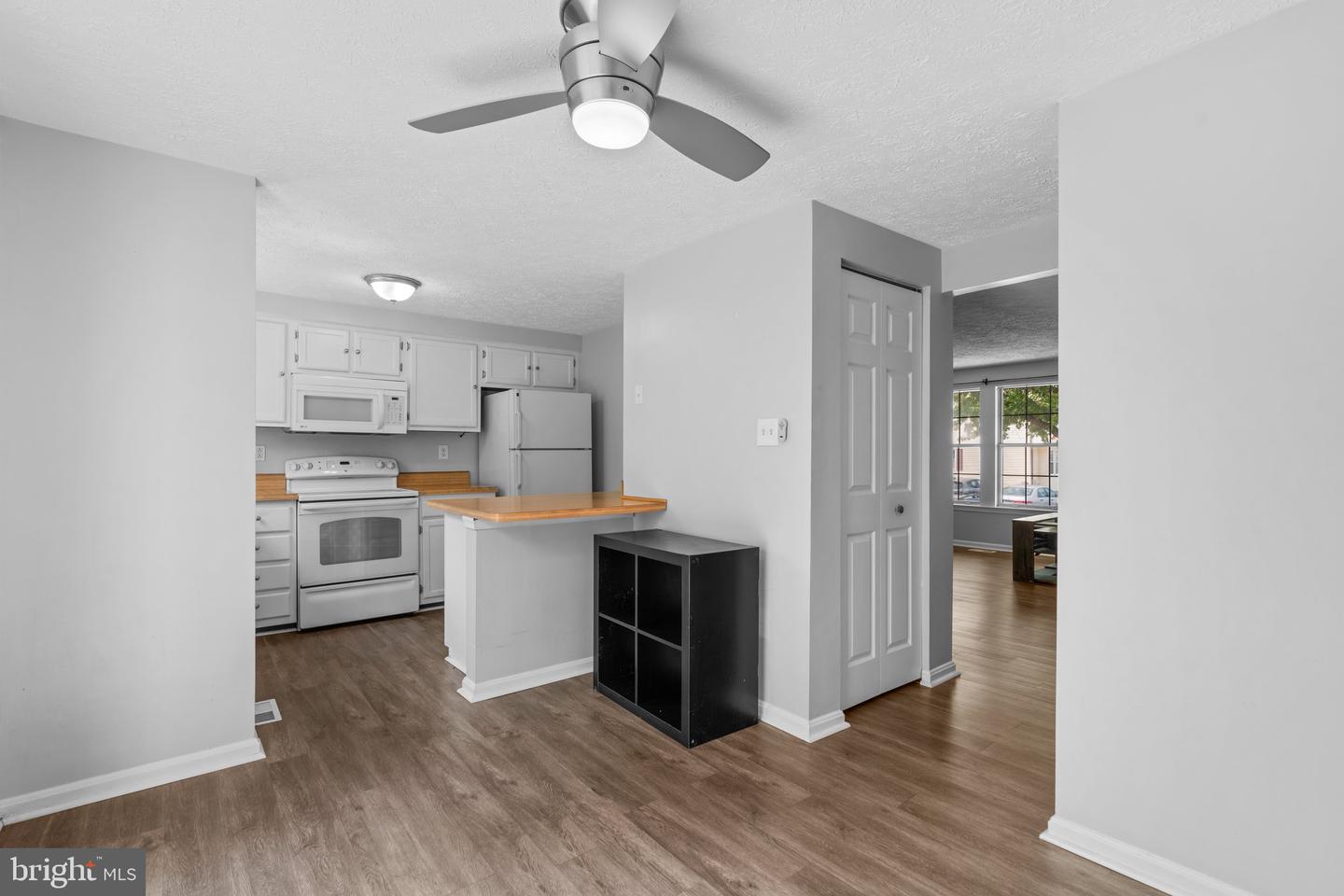 Photo 13 of 38 of 7262 Procopio Cir townhome