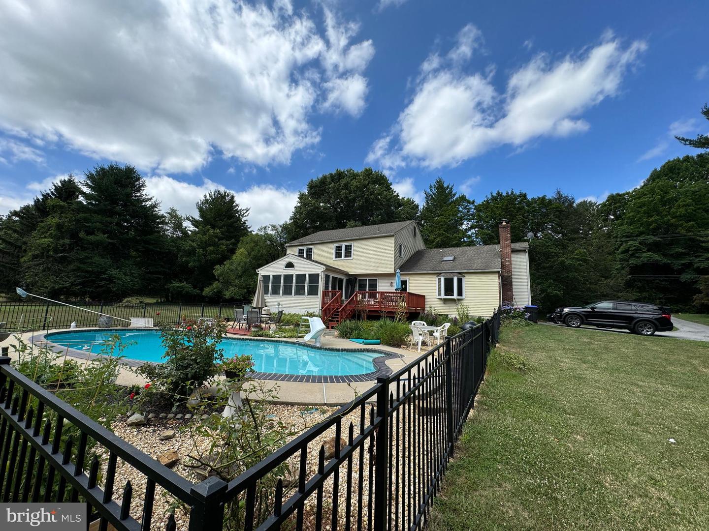 View Glenmoore, PA 19343 house