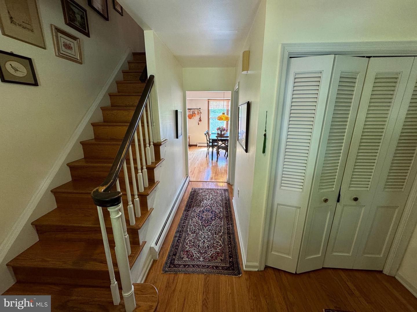 Photo 5 of 53 of 10 Chalfant Rd house