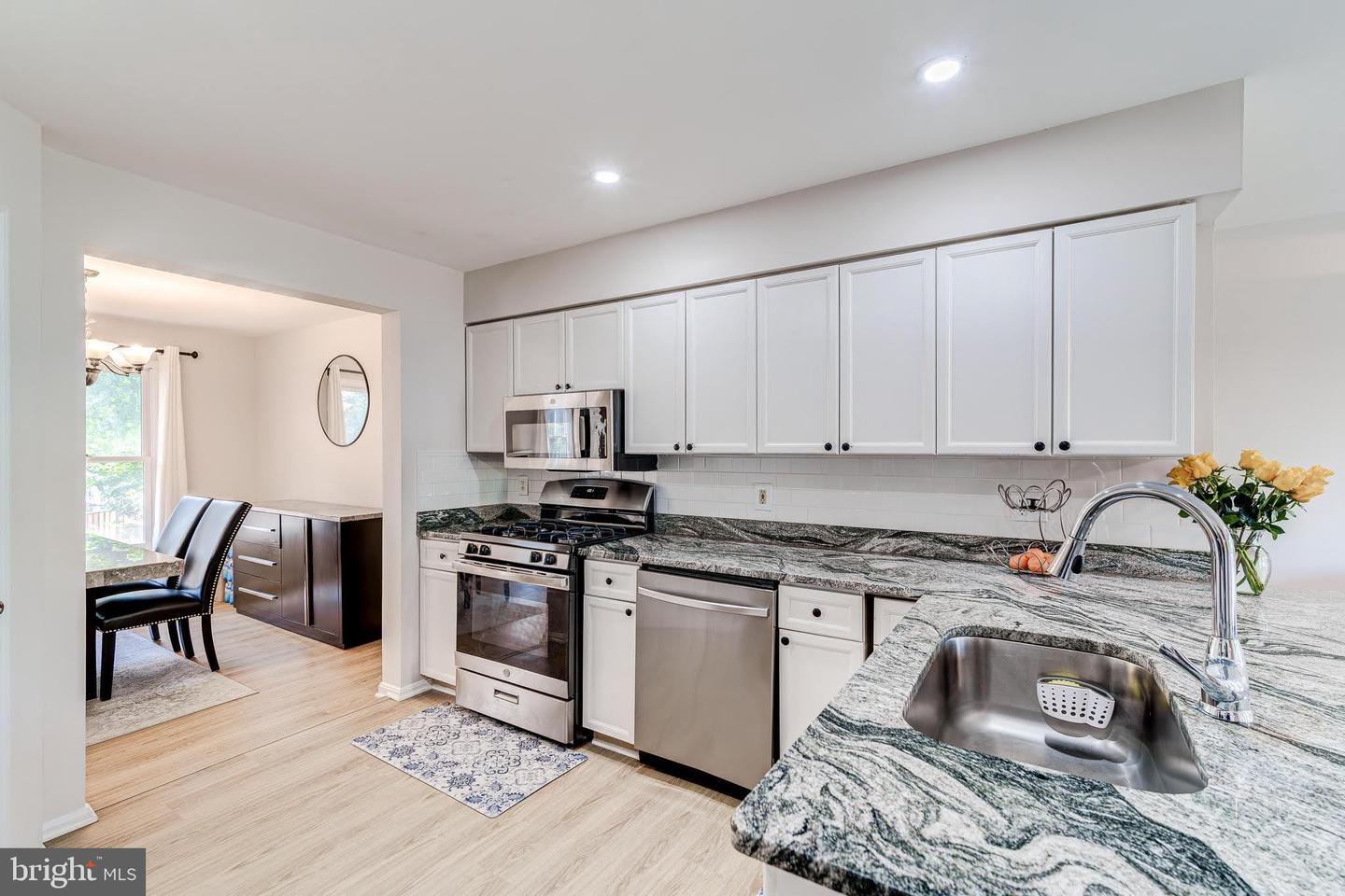 Photo 8 of 35 of 21793 Canfield Ter townhome