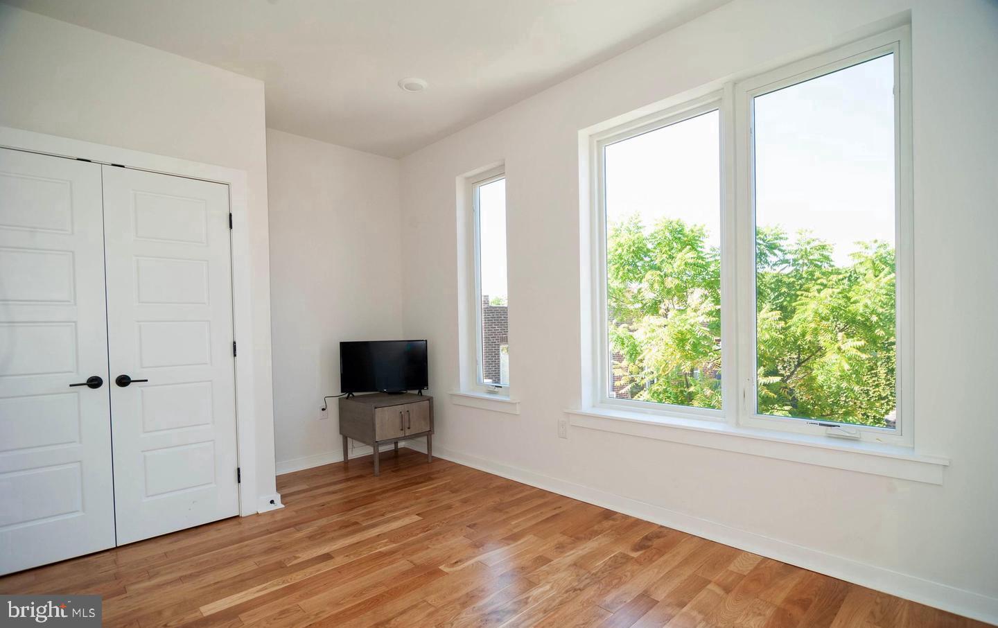 Photo 16 of 25 of 23 E Durham St #A2 townhome