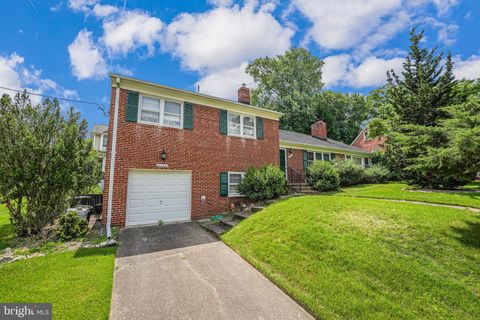 Single Family Residence in Arlington VA 3743 Delaware STREET.jpg