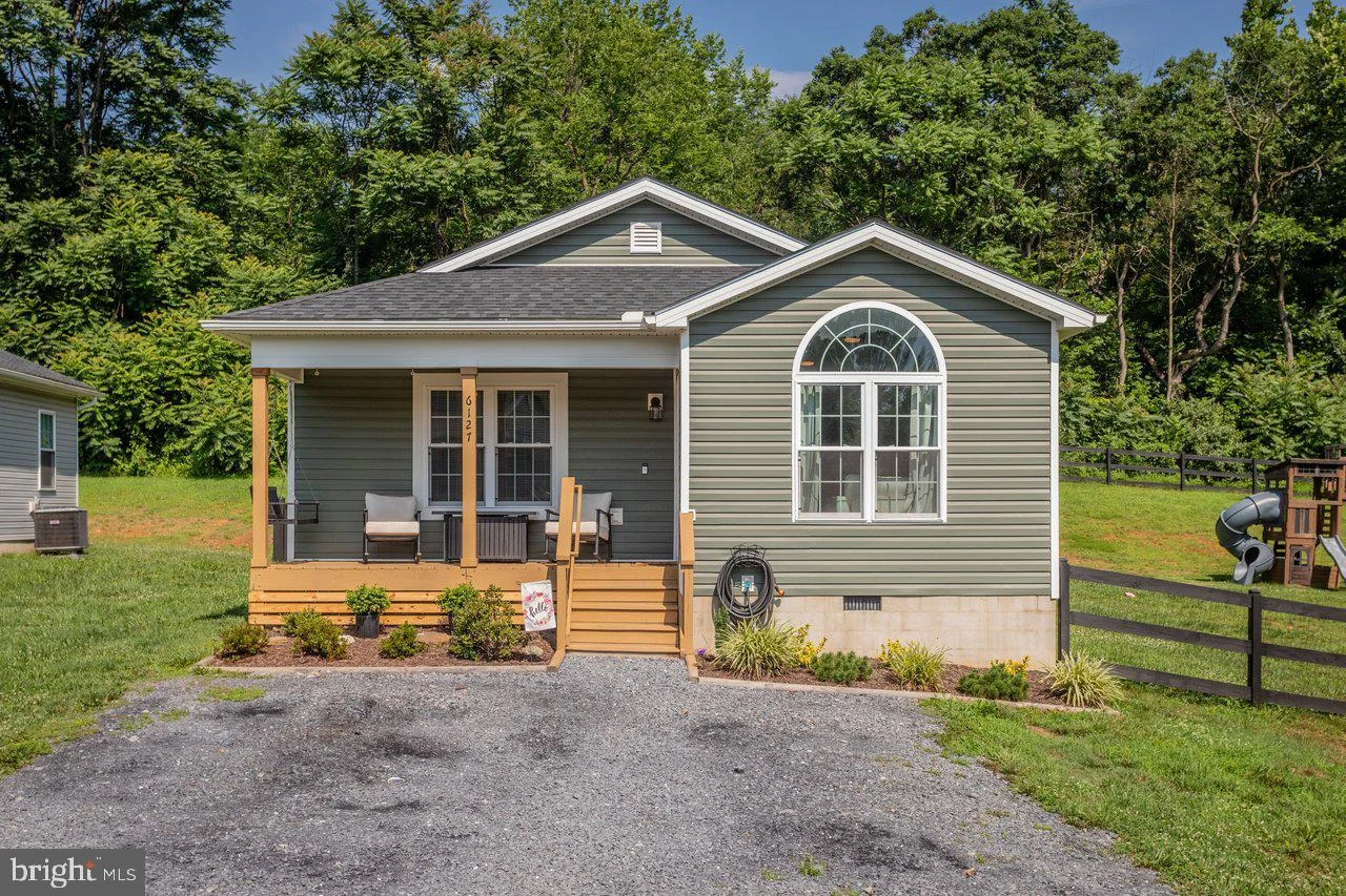 6127 Moore Avenue, Mount Jackson, VA, 22842