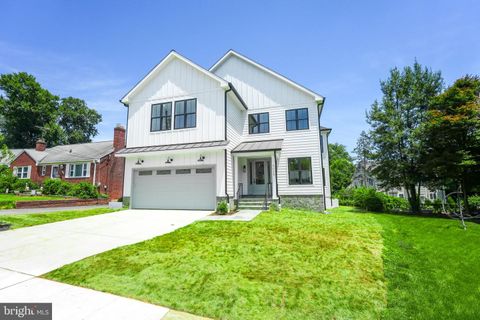 Single Family Residence in Arlington VA 6029 26th ROAD.jpg