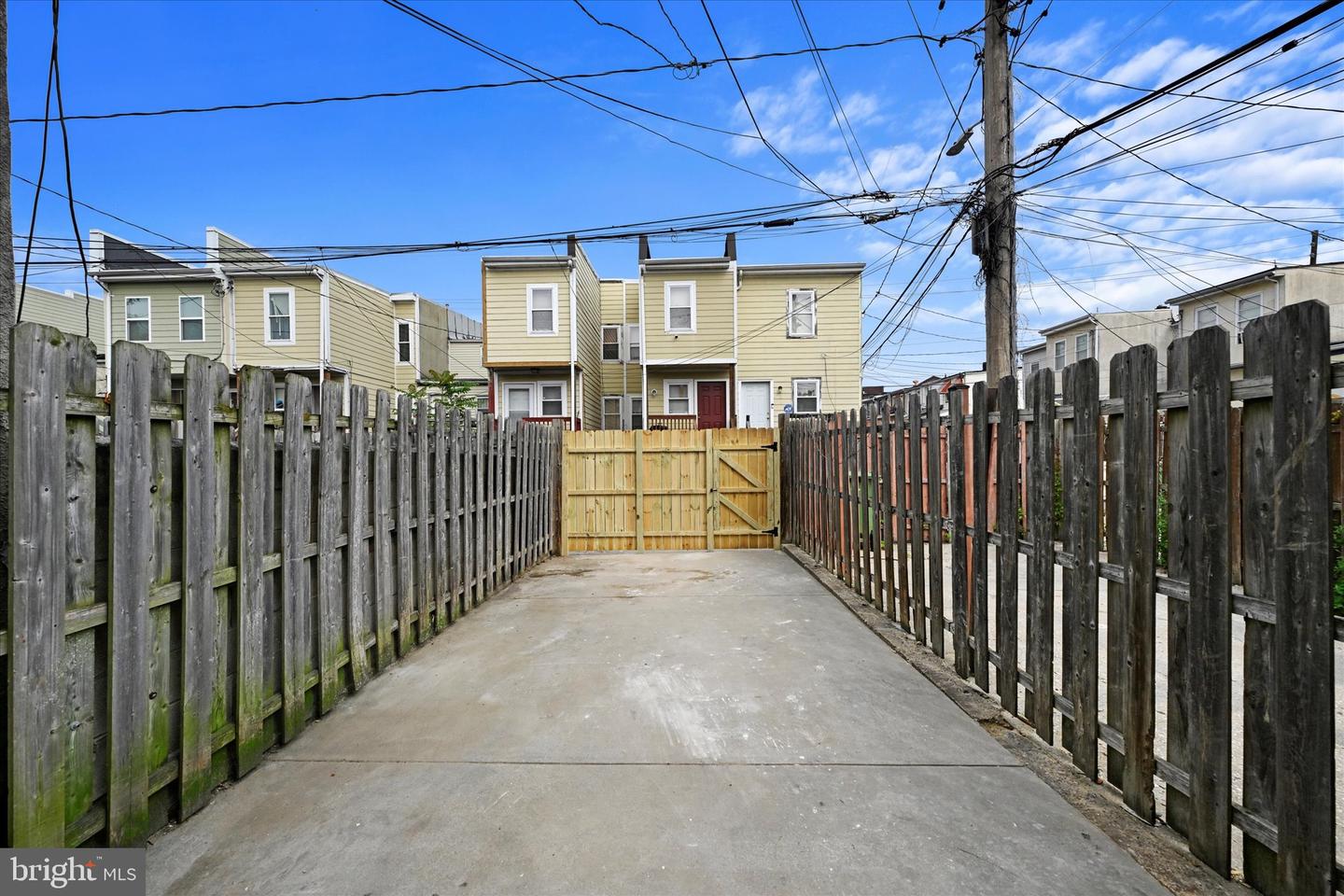 Photo 16 of 18 of 1104 Carroll St townhome