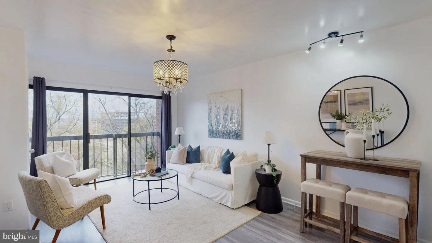1001 26th St NW Unit 705