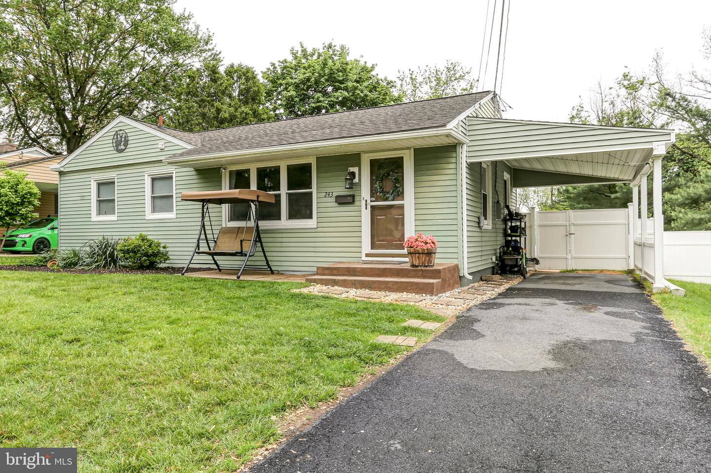 Listing image 2