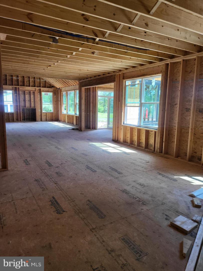 Photo 36 of 36 of 405 Wartman Rd house