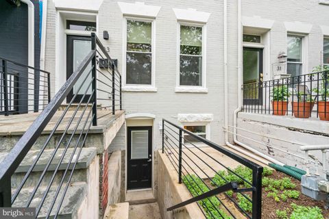 Townhouse in Washington DC 33 Bryant STREET 3.jpg