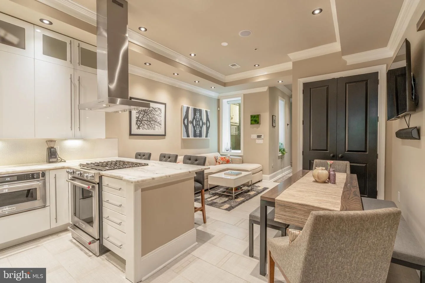 2464 Ontario Road NW Unit 1