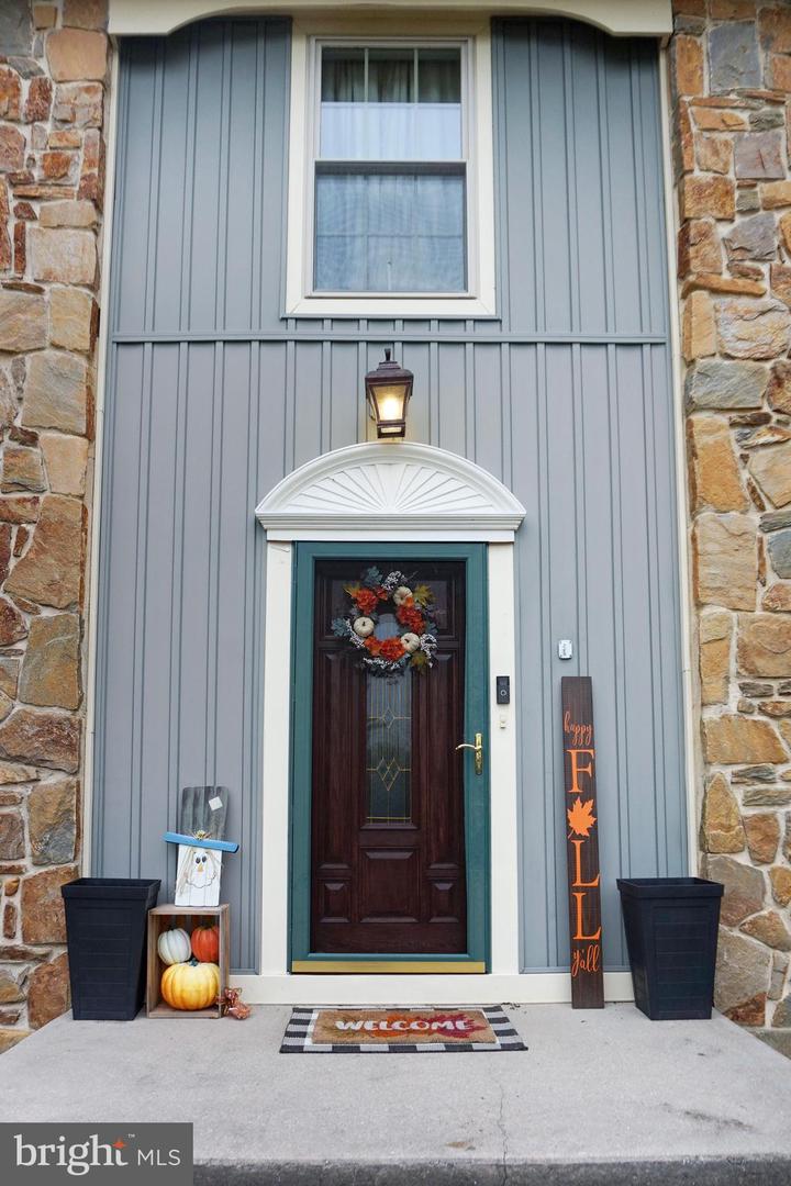 Photo 49 of 49 of 7 Cortland Way house