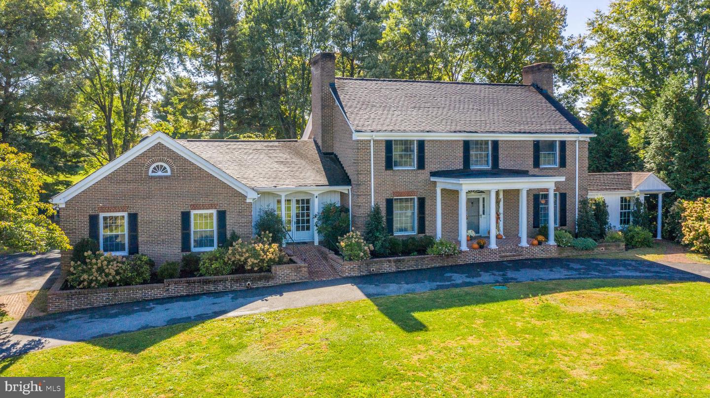 Photo 11 of 128 of 3796 Rockland Rd house
