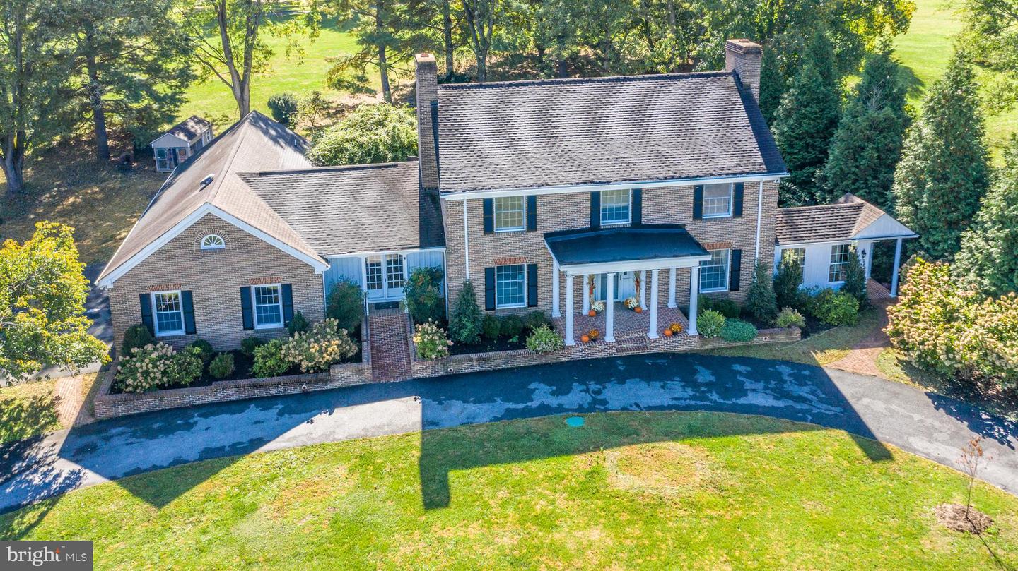 Photo 7 of 128 of 3796 Rockland Rd house