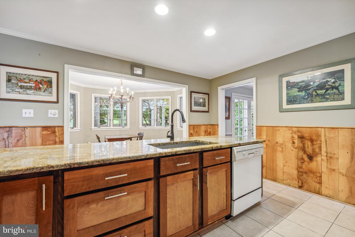 Photo 40 of 128 of 3796 Rockland Rd house