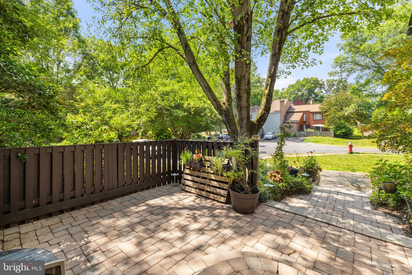 Photo 12 of 74 of 10905 Knights Bridge Ct townhome