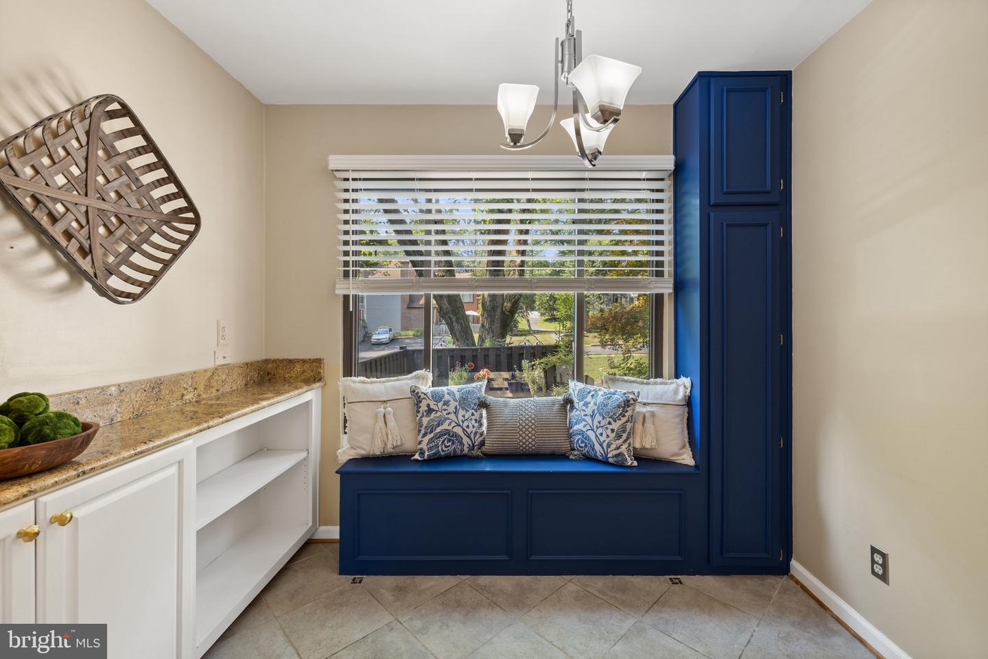 Photo 19 of 74 of 10905 Knights Bridge Ct townhome