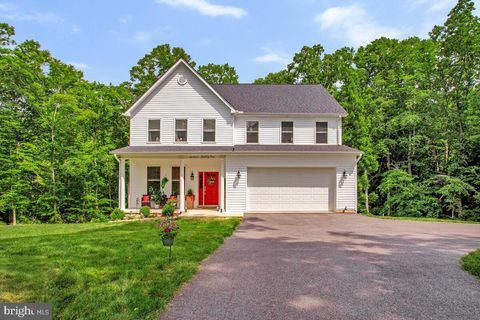 Single Family Residence in Huntingtown MD 1631 Colonial Oak COURT.jpg