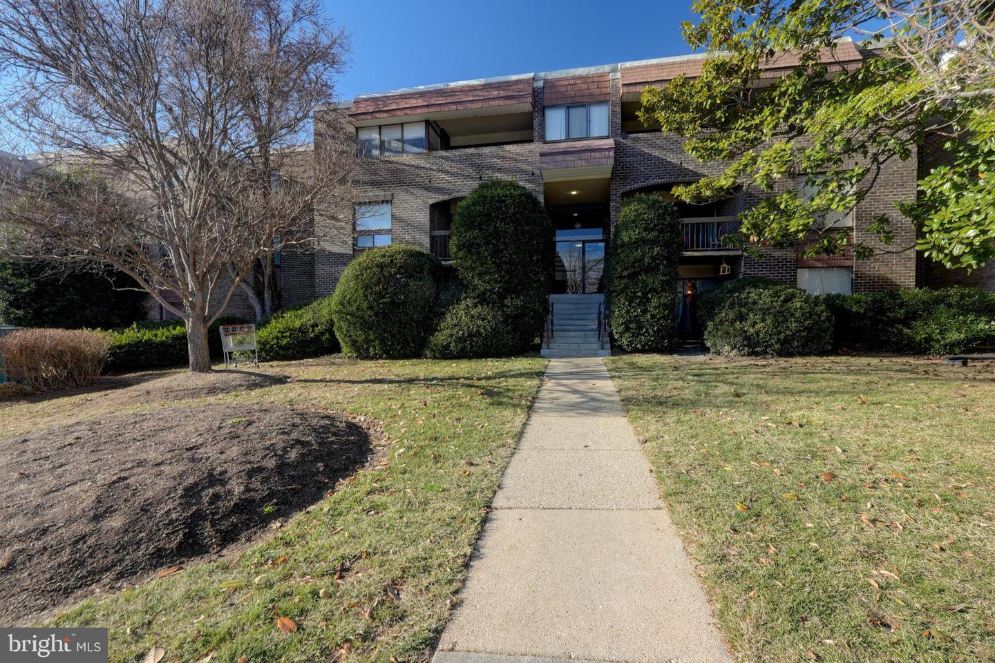 415 Christopher Avenue Ave Unit 11, Gaithersburg, MD, 20879
