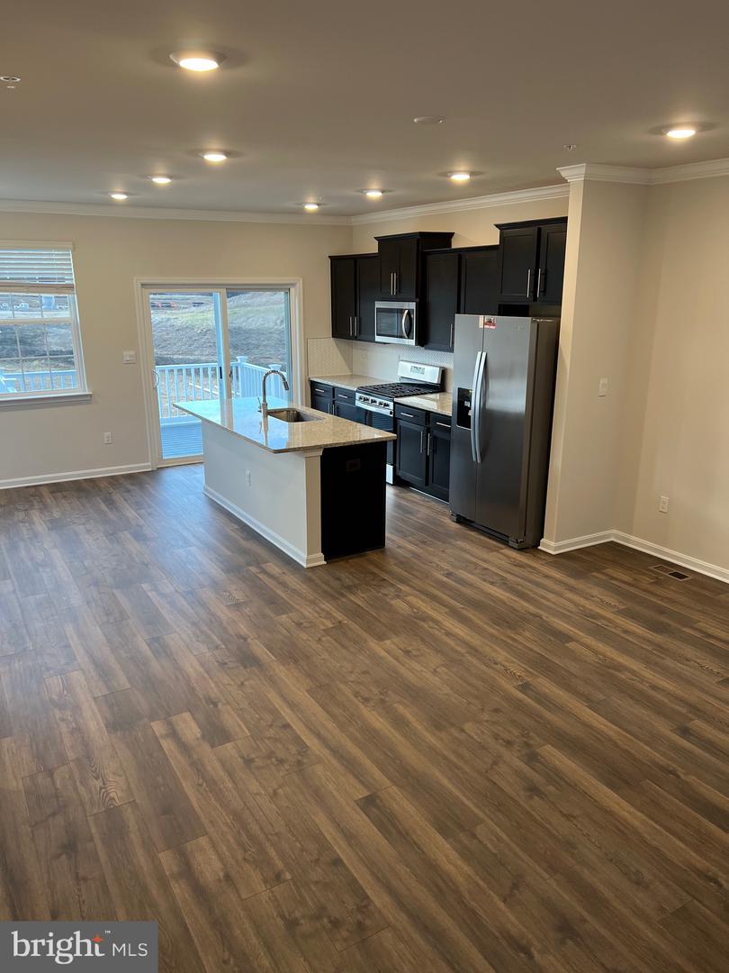 Photo 7 of 16 of 5053 Silver Oak Dr townhome