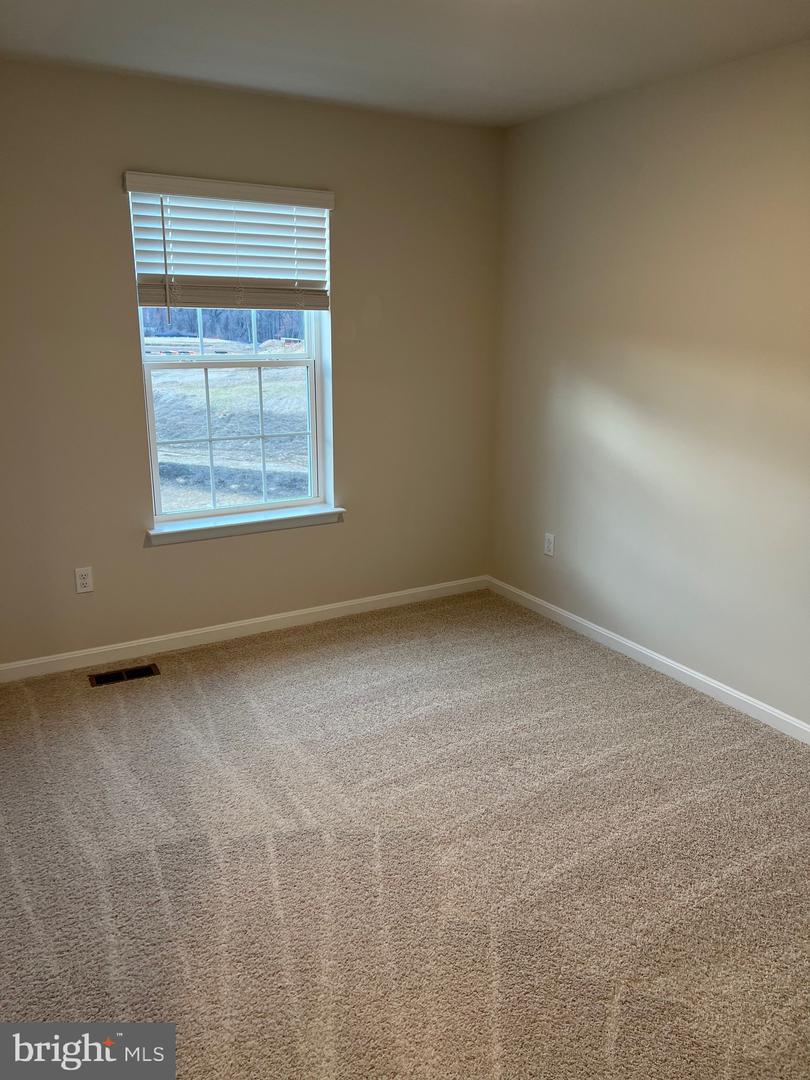Photo 10 of 16 of 5053 Silver Oak Dr townhome