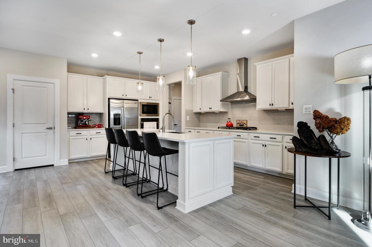 3050 Ivy Meadow Dr
