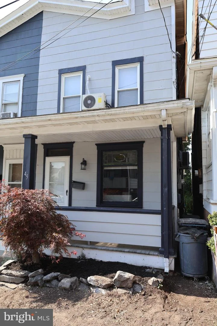 45 E Howard Avenue, Coaldale, PA, 18218
