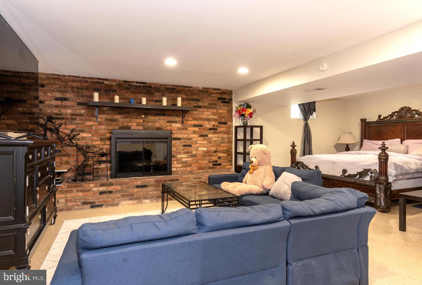 View Lanham, MD 20706 house