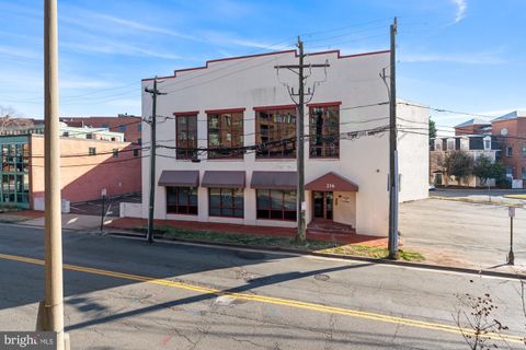 216 Peyton St S Alexandria VA 22314