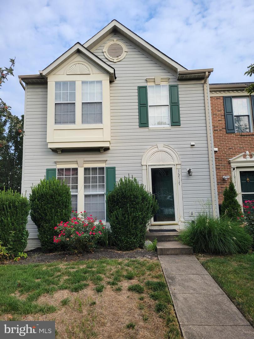 Photo 1 of 2 of 16717 Capon Tree Ln townhome